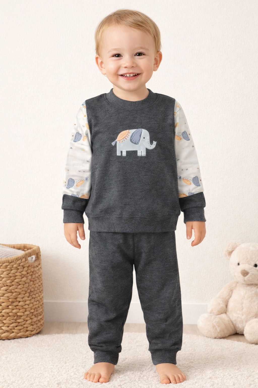 Conjunto Blusa e Calça de Moletom Elefantinho Ame Kids na cor Grafite