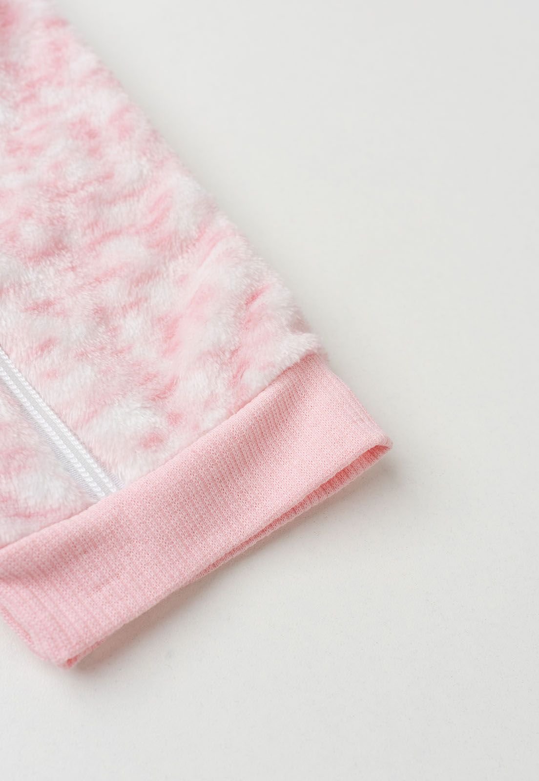 Detalhe: Punhos em ribana do Macac&atilde;o Fleece com Z&iacute;per Ame Kids, cor Rosa