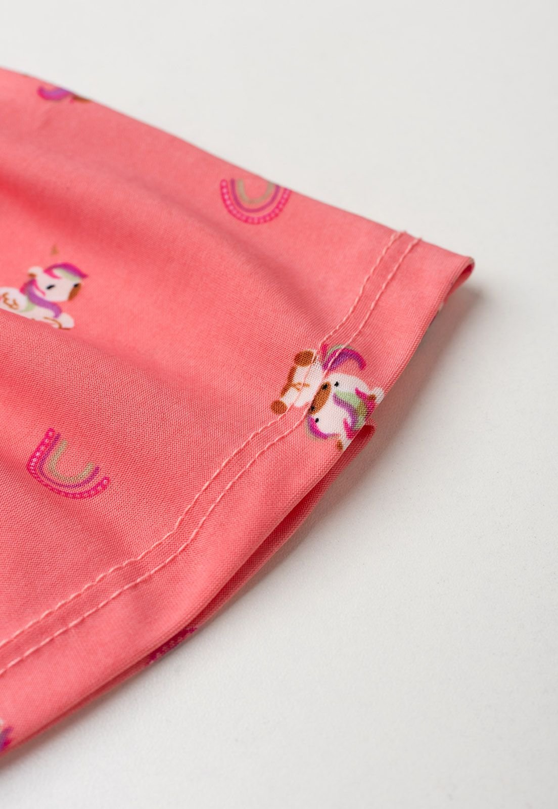 Detalhe: Manga de babado do Vestido Curto de Liganete Ame Kids, cor P&ecirc;ssego