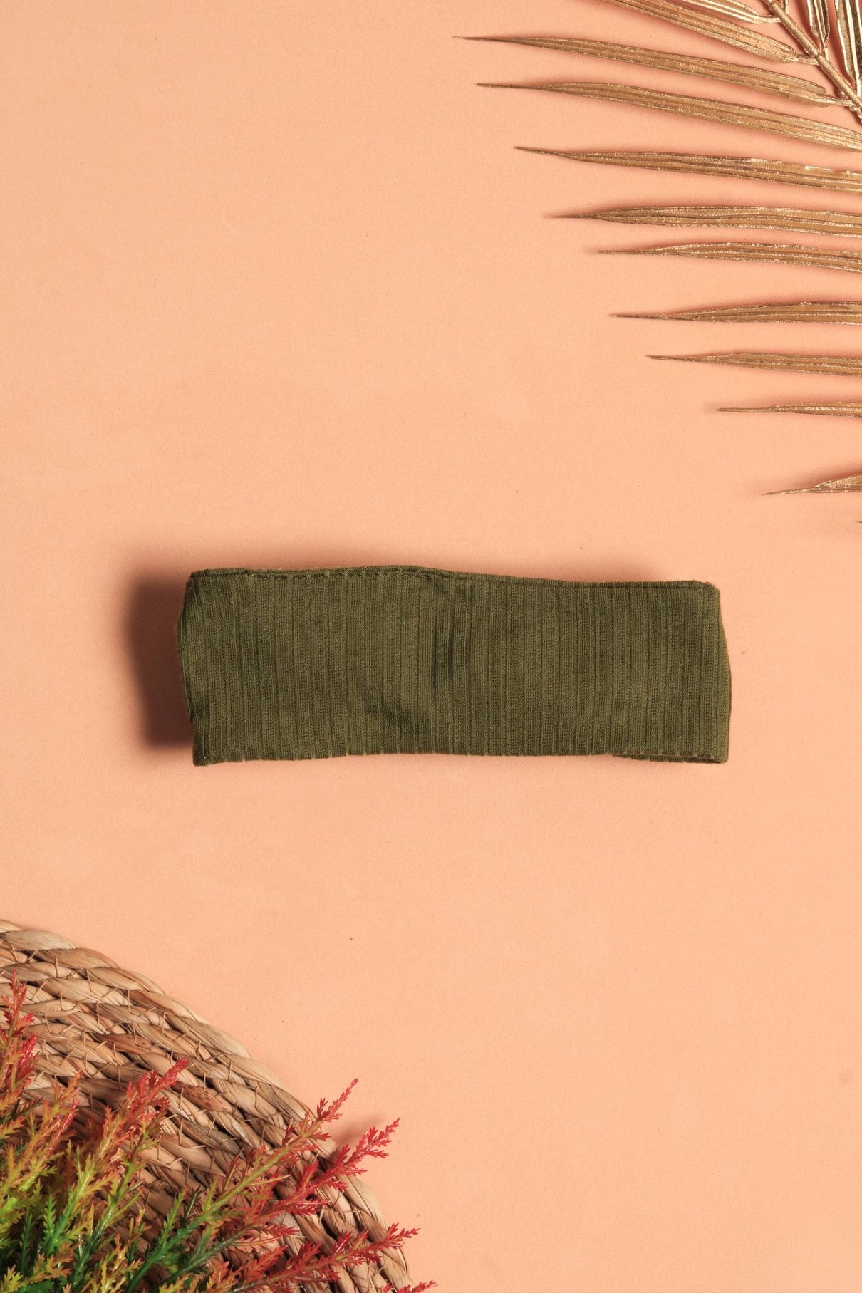 Detalhe: Faixa macia da Faixinha de Cabelo Ame Kids, cor Verde Militar